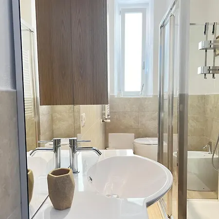 La Casa Di Ale Nel Centro Storico Di 卡利亚里